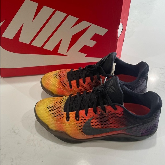 Kobe 11 ‘Sunset’ - Picture 1 of 8